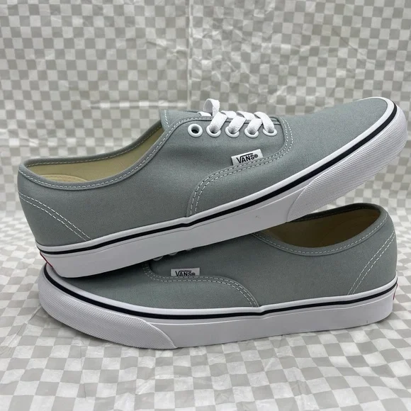 Vans Men’s Lt Gray Canvas Authentic
Color Theory Pure Grey
VN000D7YEPO Sneakers - Picture 2 of 16